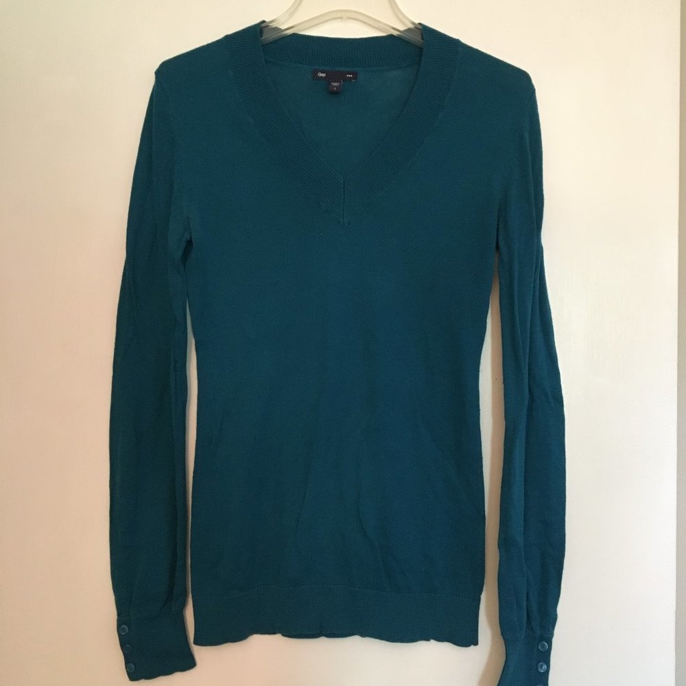 Gap Sweater - Picture 4 of 4